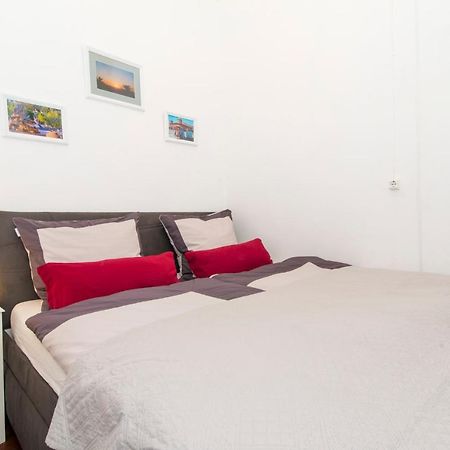 Charming Town House Just 500M From The Marina And Its Well Known Typical Market Olhão Extérieur photo