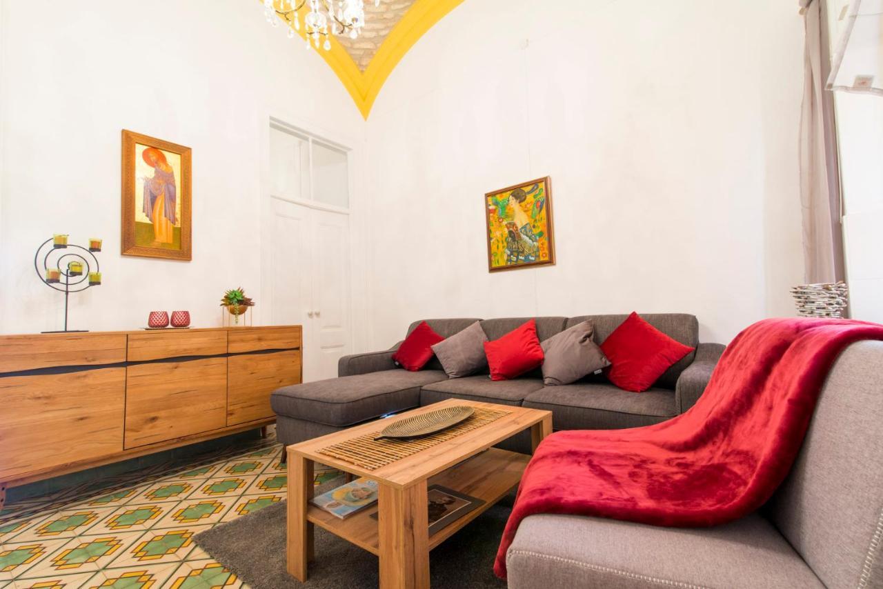 Charming Town House Just 500M From The Marina And Its Well Known Typical Market Olhão Extérieur photo