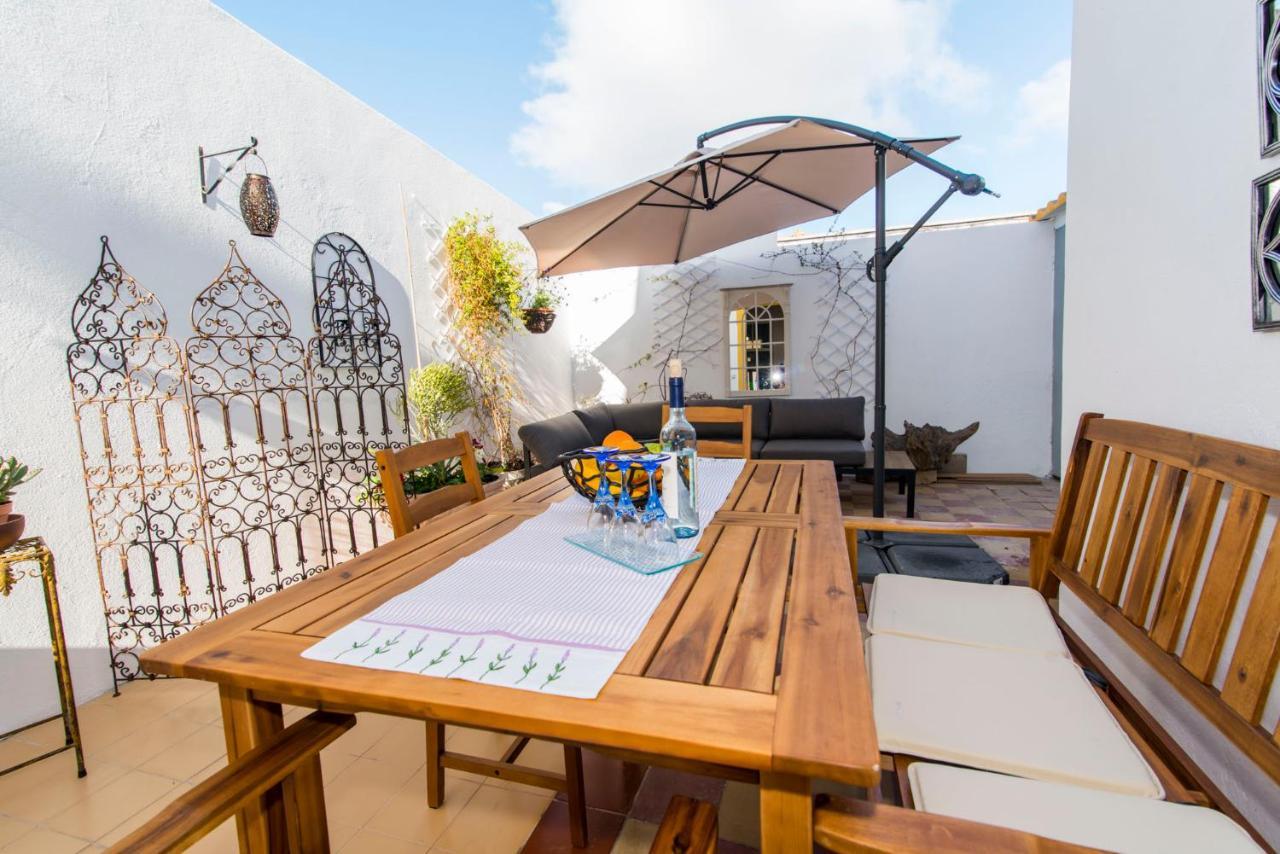 Charming Town House Just 500M From The Marina And Its Well Known Typical Market Olhão Extérieur photo