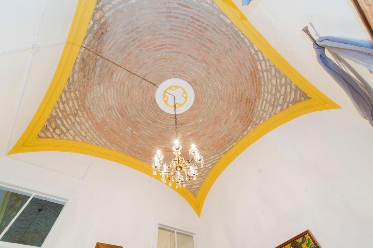 Charming Town House Just 500M From The Marina And Its Well Known Typical Market Olhão Extérieur photo